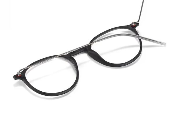 Lool HANGAR 49O bkgm