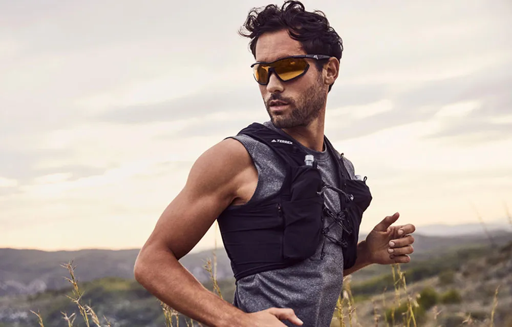 Occhiali sportivi: come scegliere quelli giusti per ogni attività